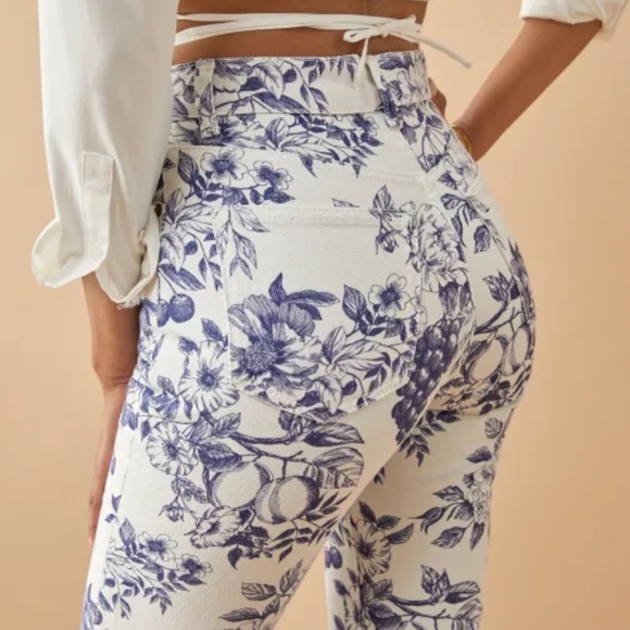 Reformation Denim - NWT Reformation Cynthia Toile High Rise Straight cotton Jeans in Monaco size 27